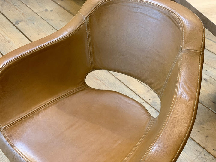 1x Leder Drehstuhl 182 - Ausstellungsstück
