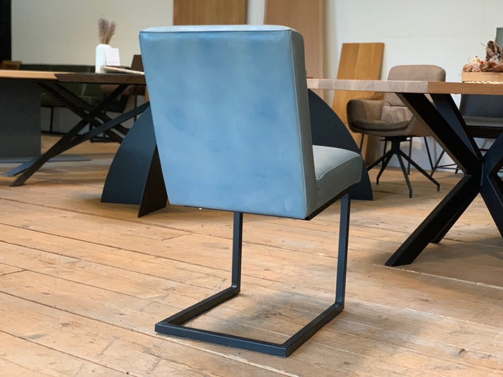 1x Lederstuhl Blue - Ausstellungsstück