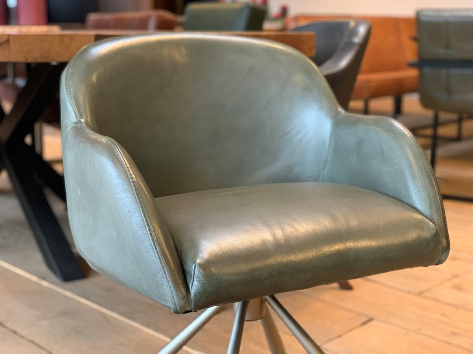 1x Designer Drehstuhl Leder BL018 Ausstellungsstück