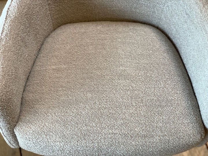 Detail Sitzpolster Esszimmer Drehstuhl Stoff mit strukturierter Oberfläche