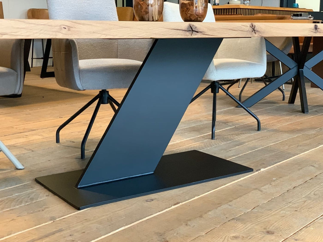 Ansicht Tischgestell Zara Mittelfuß Tischgestell im hochwertigem Design 