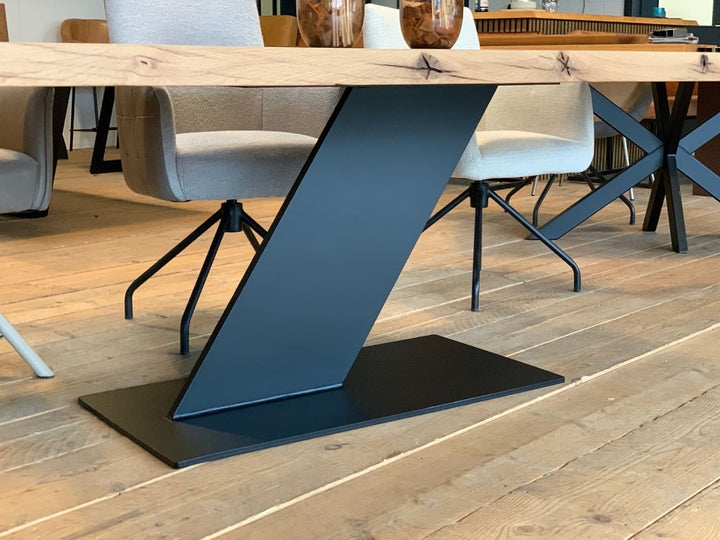 Ansicht Tischgestell Zara Mittelfuß Tischgestell im hochwertigem Design 