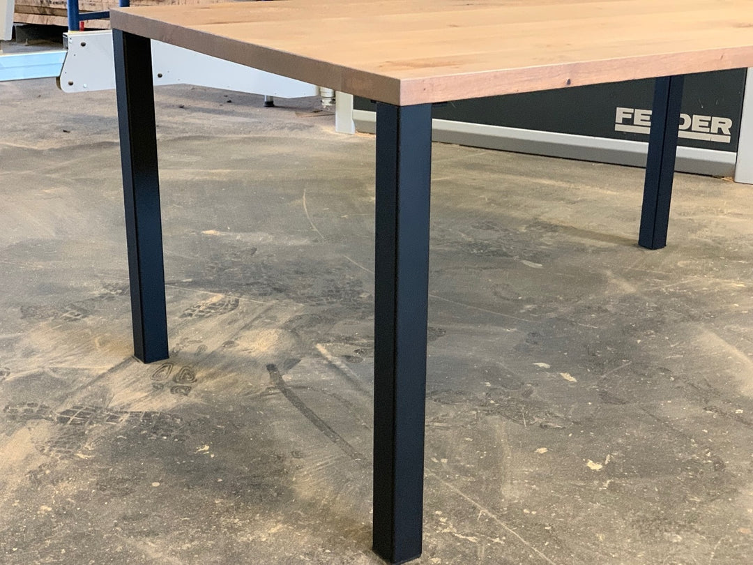 Detailansicht Tischbeine Metall Livo 