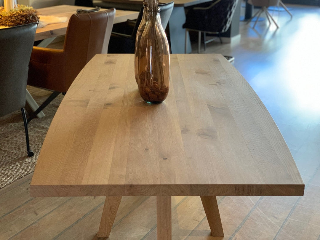 Massivholztisch Mikan Holzbeine Eiche 190 x 90 cm