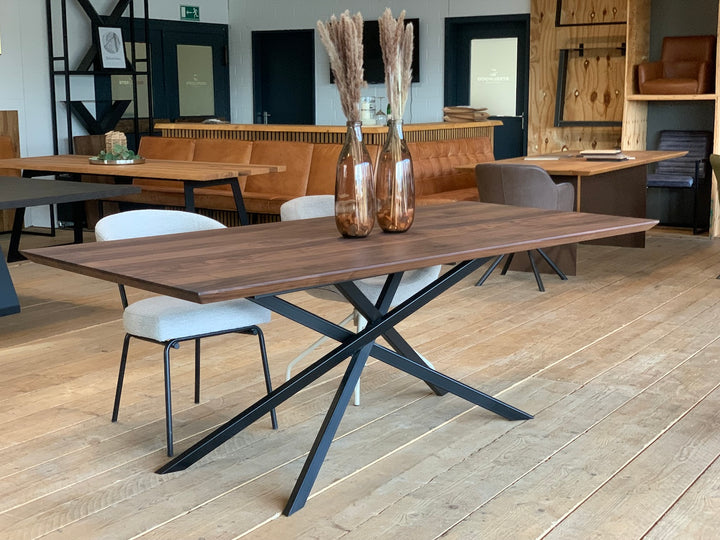 Esstisch Quadro