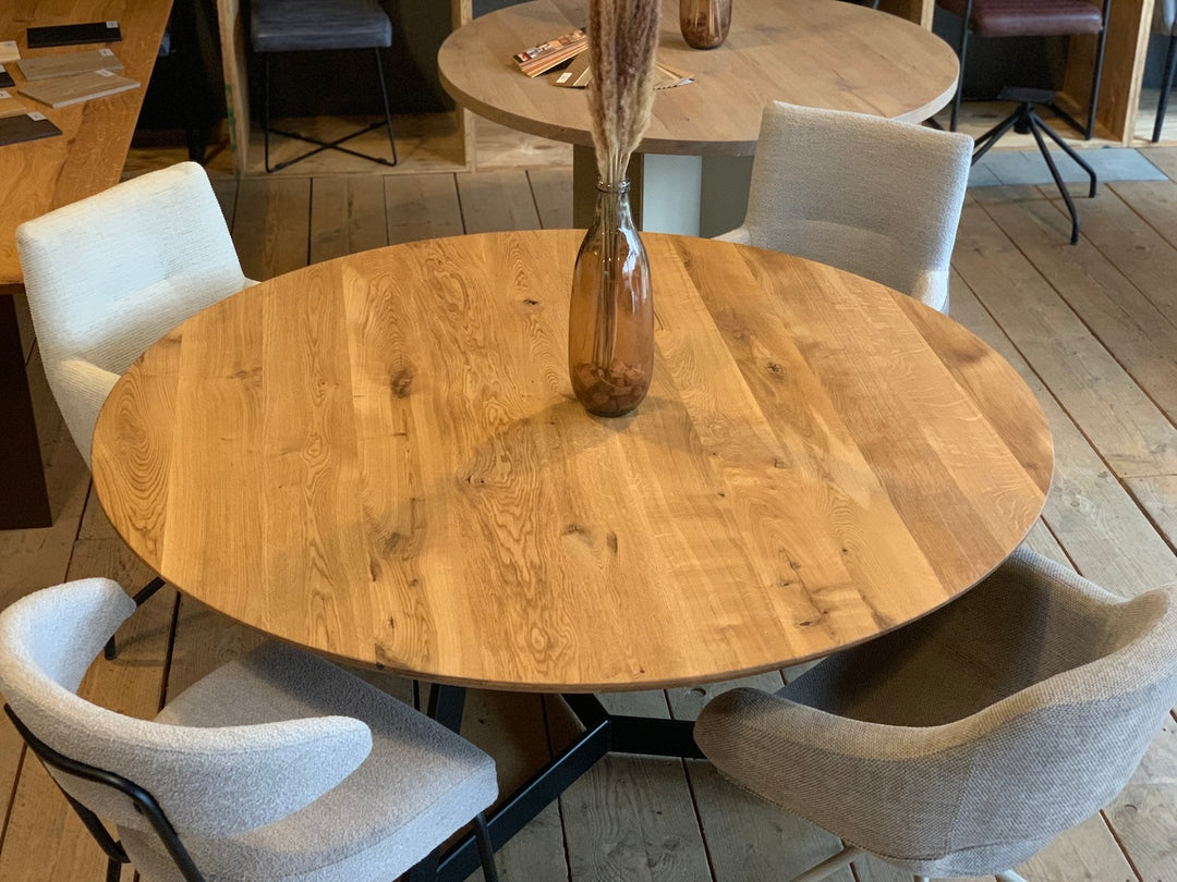 Runde Tischplatte Eiche mit Schweizer Kante 150 cm Durchmesser geölt Steelwood Interior 