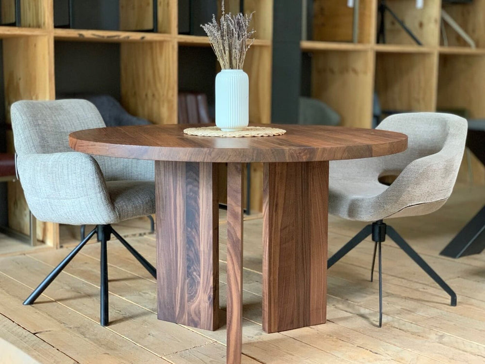 Tischgestell Holz Runder Tisch Sona montiert an runder massivholz Tischplatte