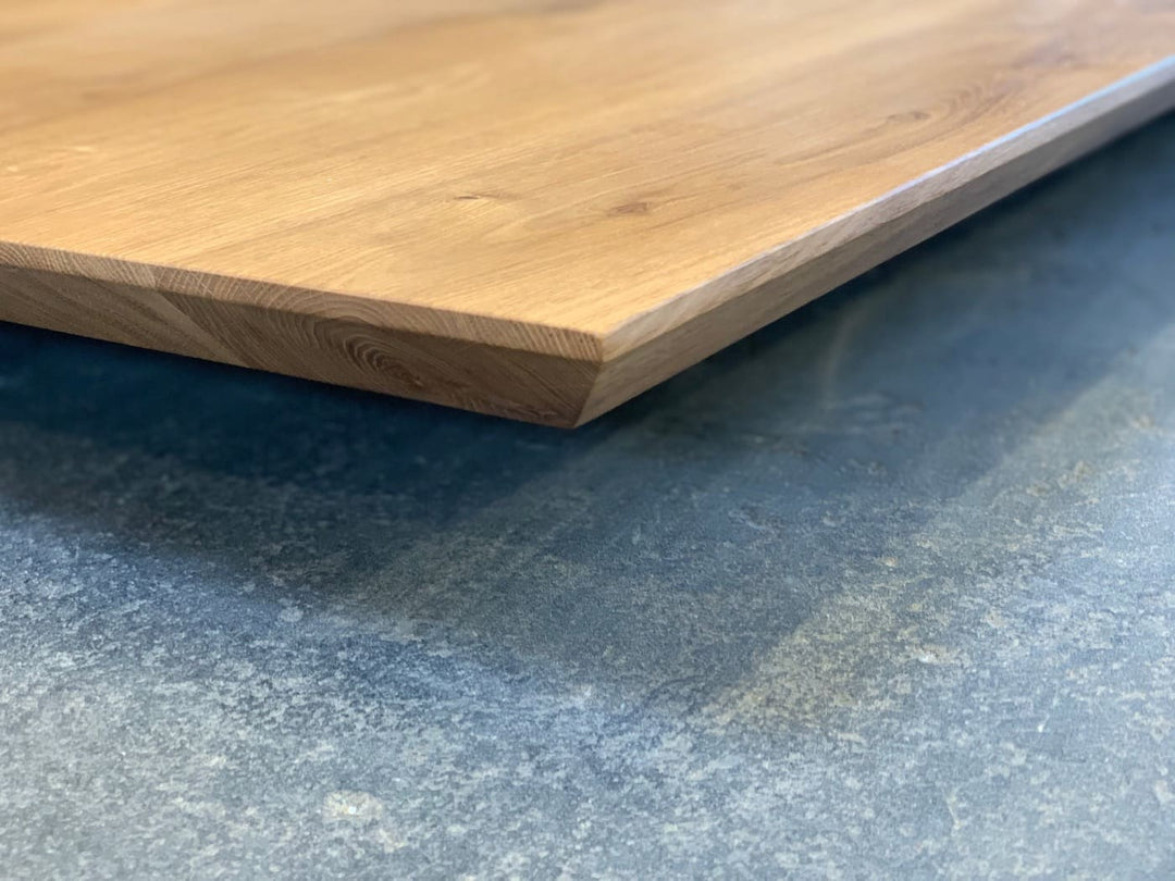 Tischplatte Eiche mit Schweizerkante Detail Schweizerkante